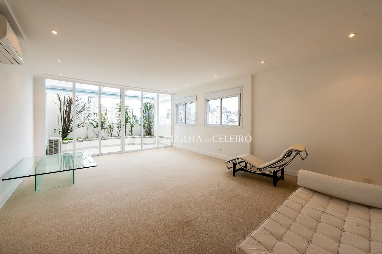 Cobertura duplex com terraço bárbaro à venda no Jardim America. – CO0078