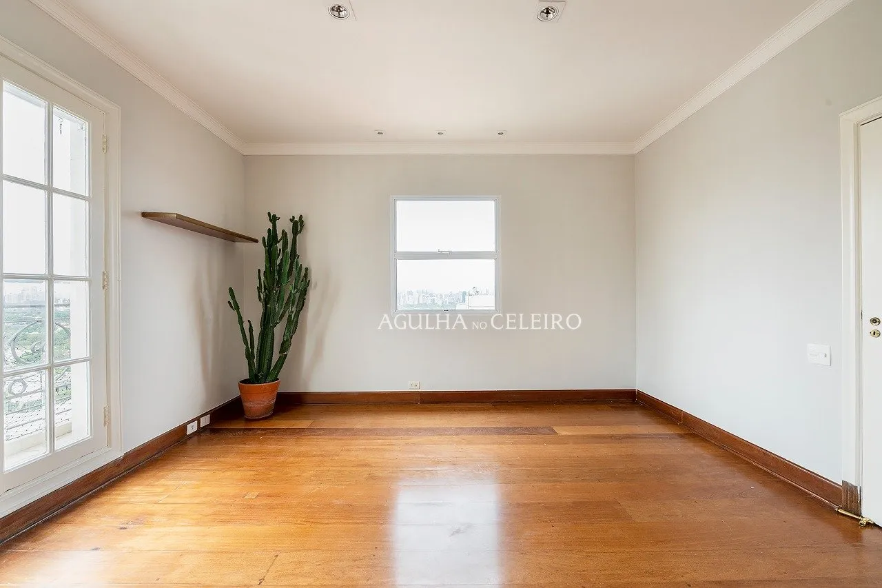 Cobertura duplex com terraço bárbaro à venda no Jardim America. – CO0078