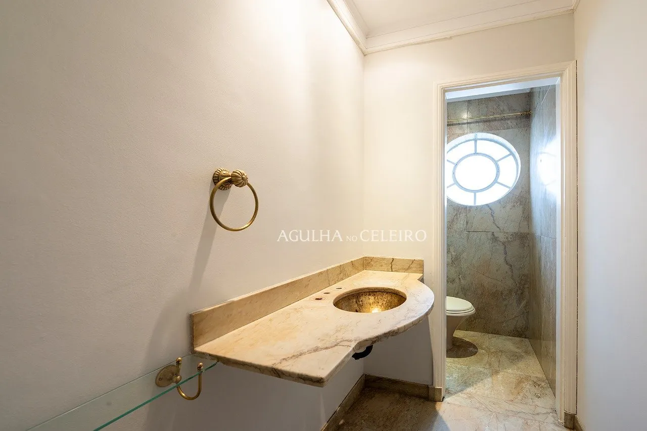 Cobertura duplex com terraço bárbaro à venda no Jardim America. – CO0078