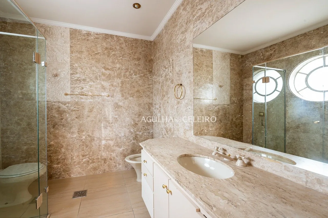 Cobertura duplex com terraço bárbaro à venda no Jardim America. – CO0078