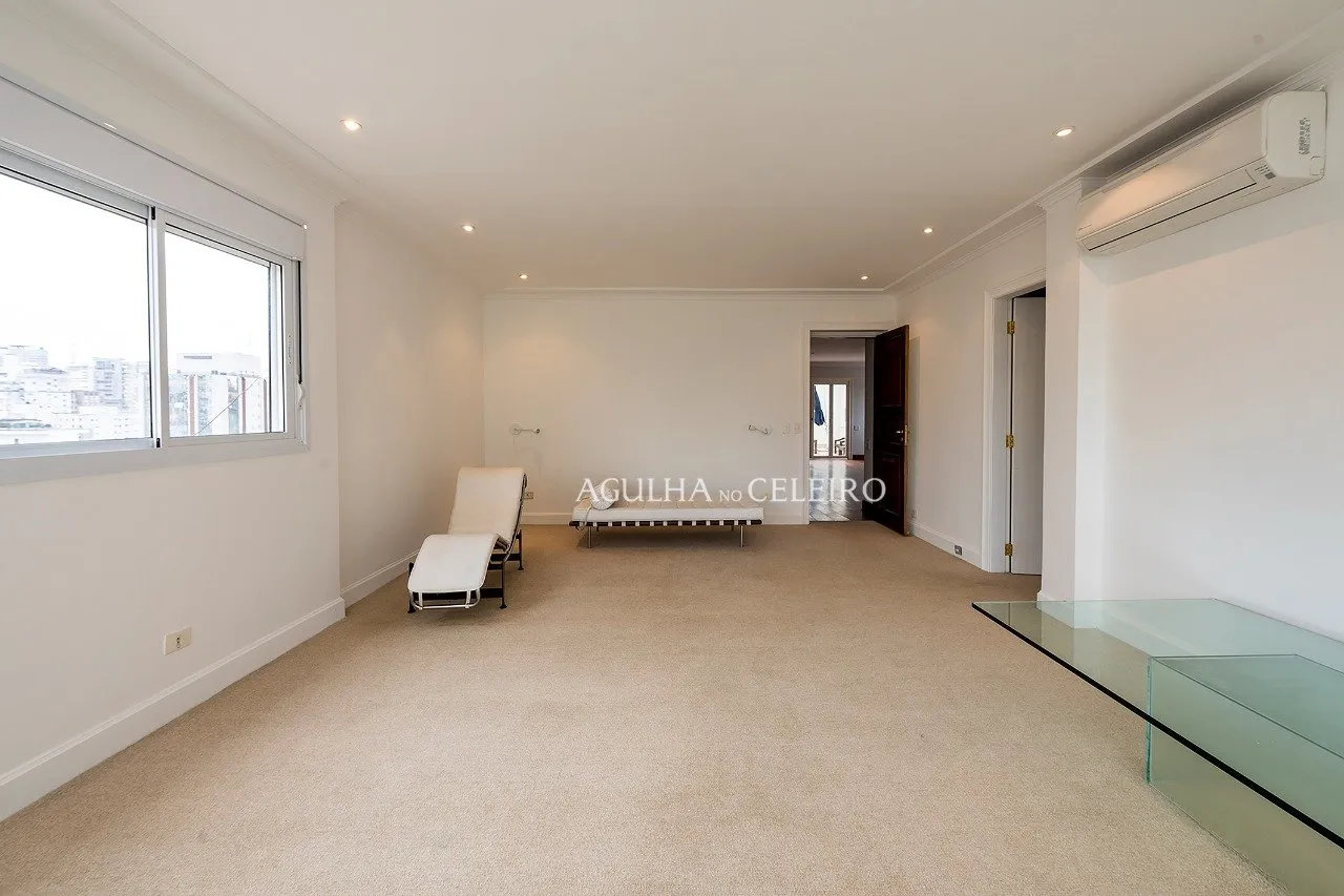 Cobertura duplex com terraço bárbaro à venda no Jardim America. – CO0078