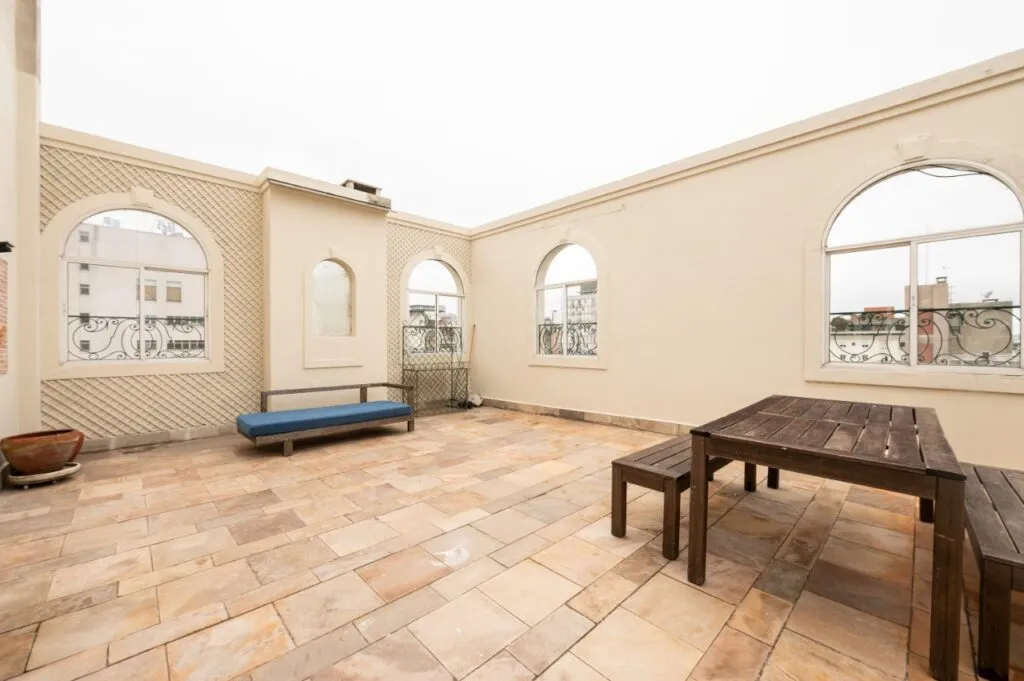 Cobertura duplex com terraço bárbaro à venda no Jardim America. – CO0078