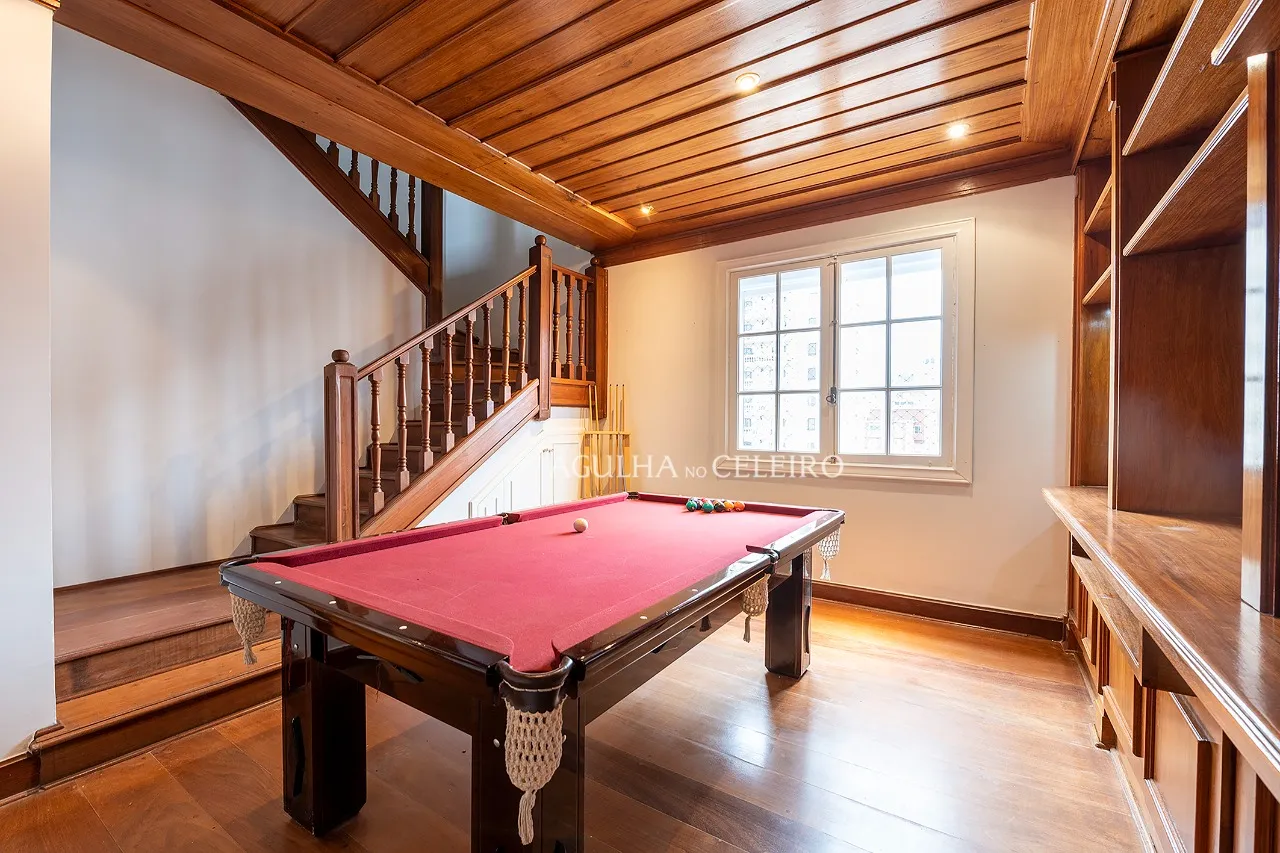 Cobertura duplex com terraço bárbaro à venda no Jardim America. – CO0078