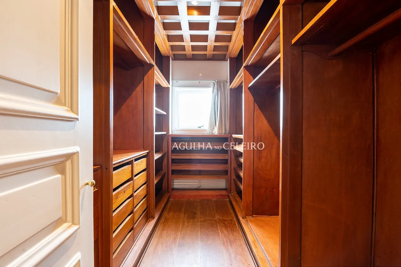 Cobertura duplex com terraço bárbaro à venda no Jardim America. – CO0078