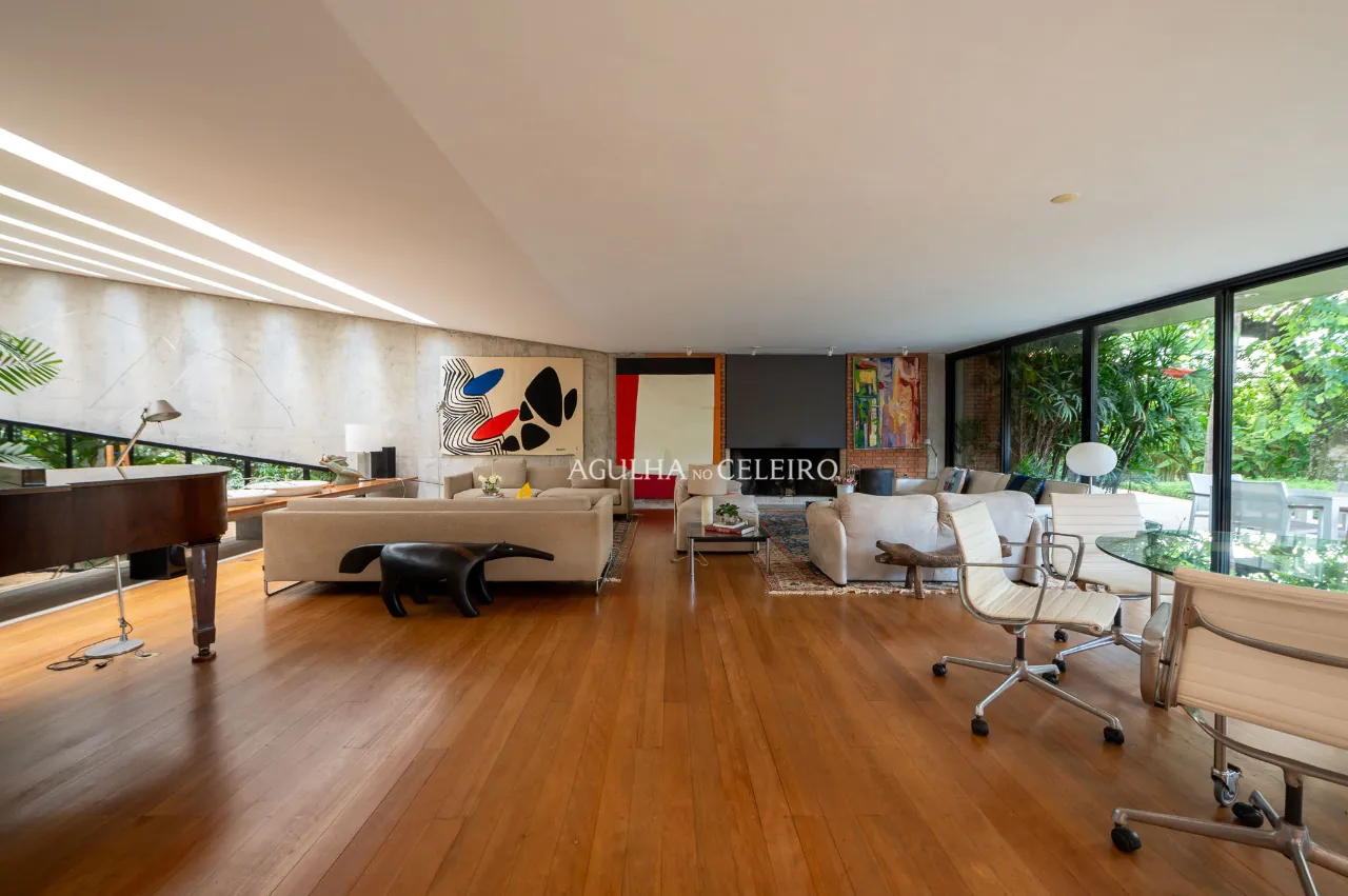 casa-incrivel-com-um-projeto-brutalista-e-um-jardim-deslumbrante-assinado-por-ninguem-menos-que-o-genial-burle-marx-em-alto-de-pinheiros-18691-2