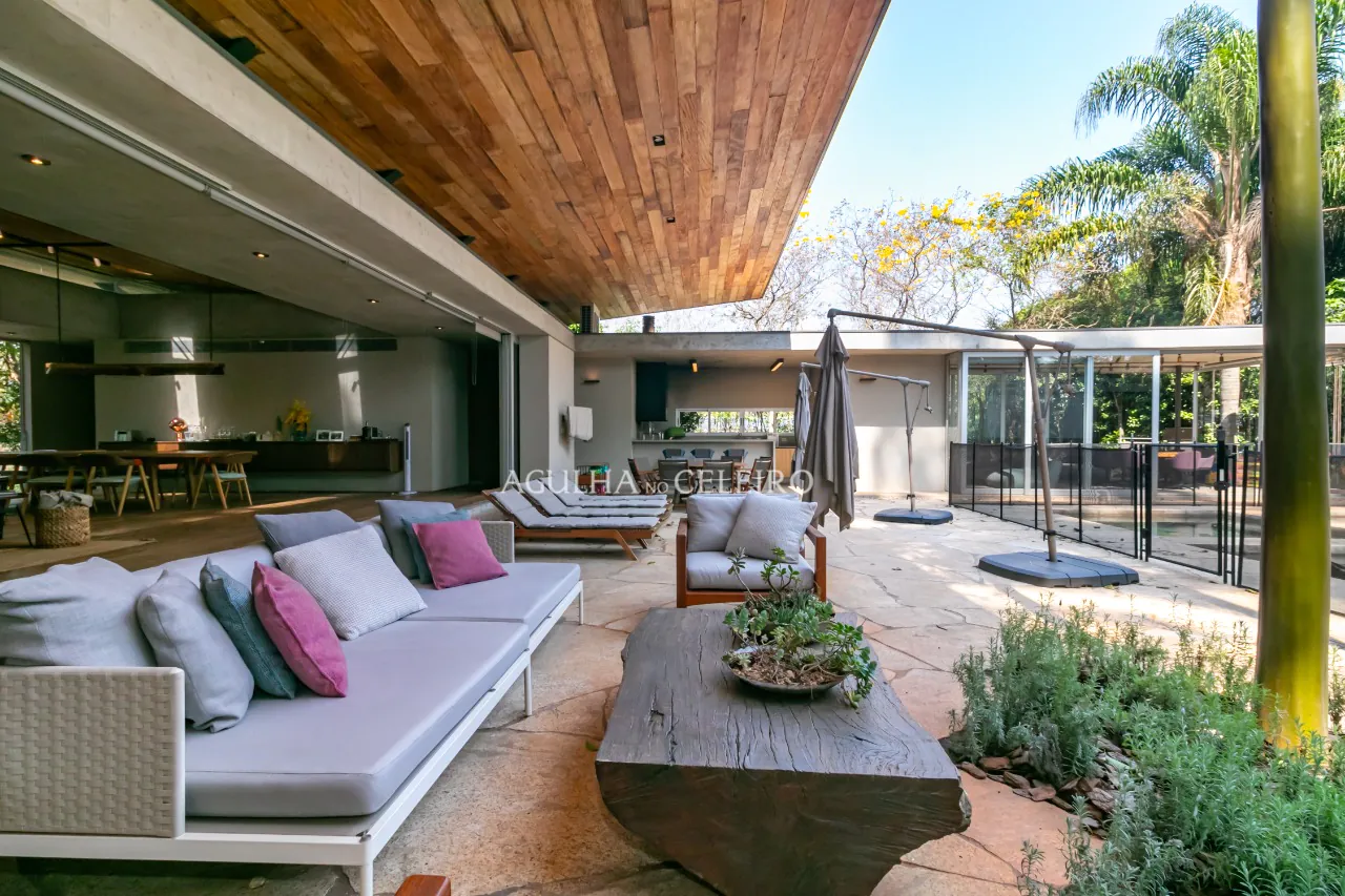 casa-projetada-por-gui-mattos-para-venda-na-fazenda-boa-vista-18712-4