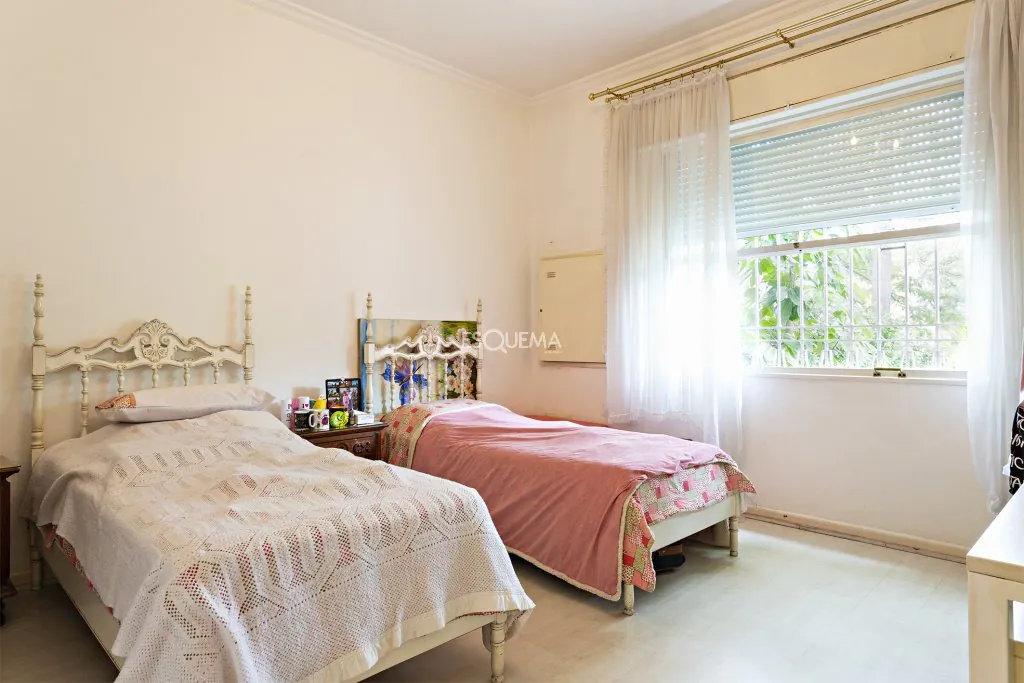 casa-terrea-ampla-com-estilo-classico-18685-13