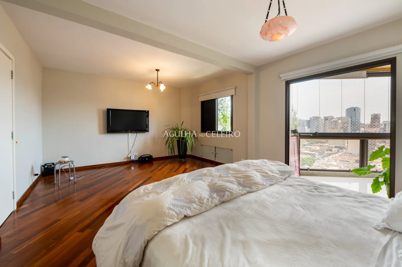 Venda/Vila Olimpia: Bem localizado e iluminado. – 10116