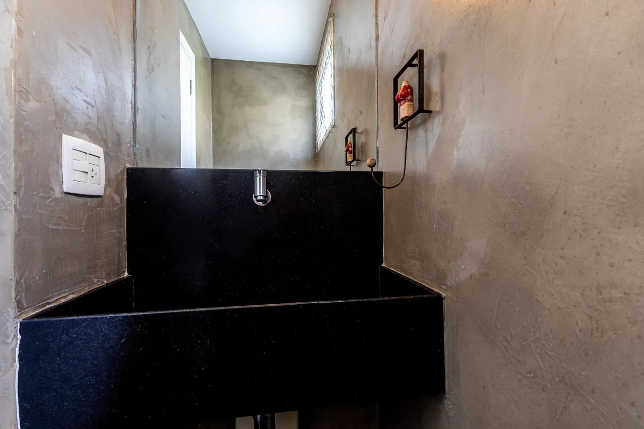 Apartamento Reformado com Vista Exclusiva para Venda em Moema Pássaros. – 12263