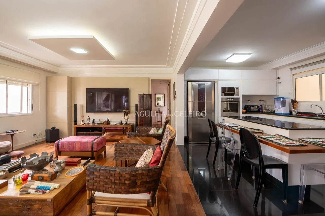 Apartamento à venda em Alto de Pinheiros. – 17742