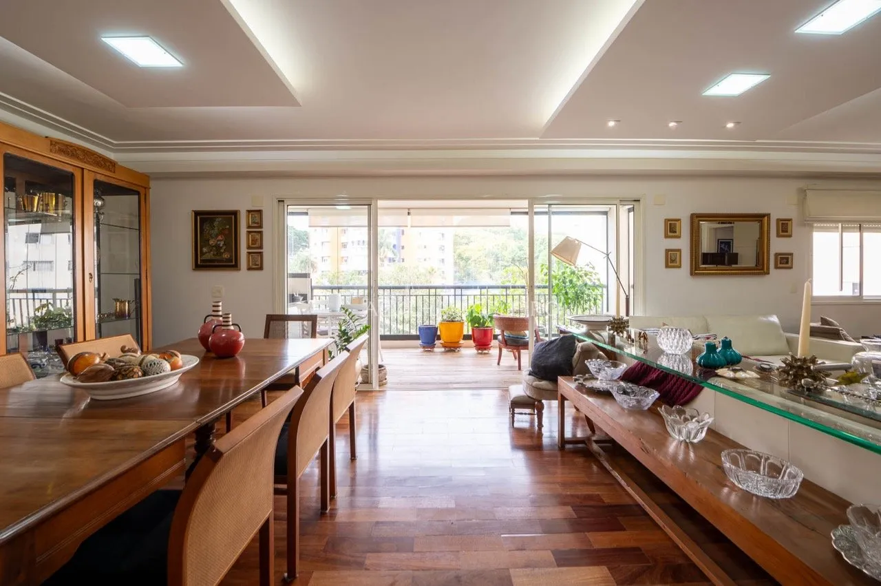 Apartamento à venda em Alto de Pinheiros. – 17742