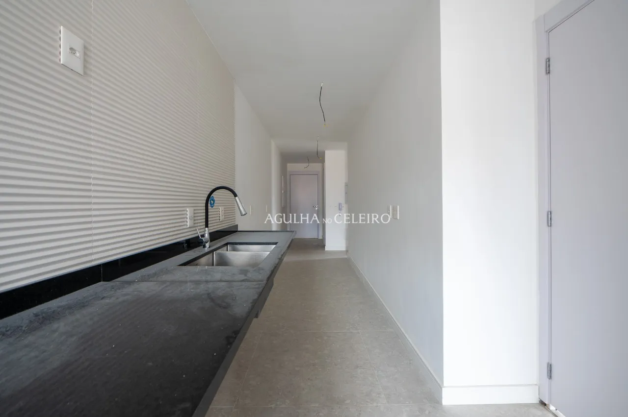 Apartamento para venda em prédio recém construído em Pinheiros – 18487