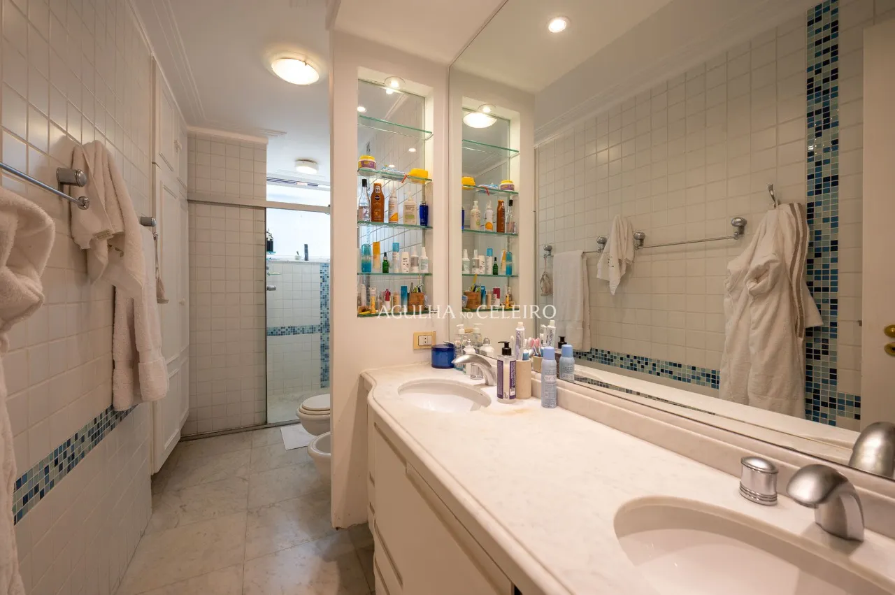 Apartamento amplo no Jardim América. – 18568