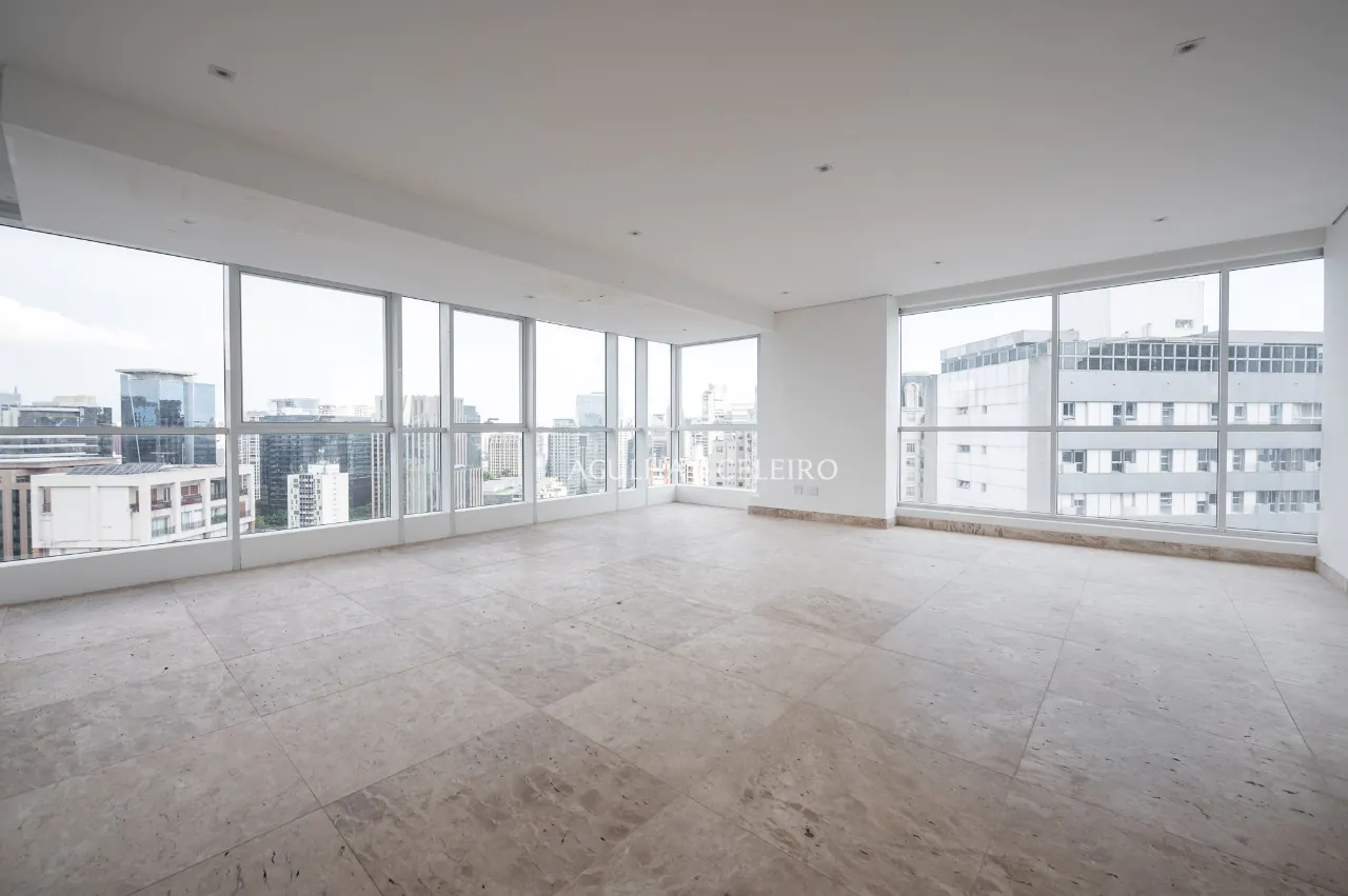 Cobertura espetacular com vista incrível à venda no Itaim Bibi. – 18646