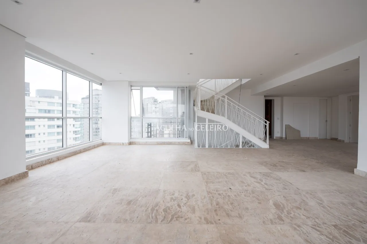 Cobertura espetacular com vista incrível à venda no Itaim Bibi. – 18646