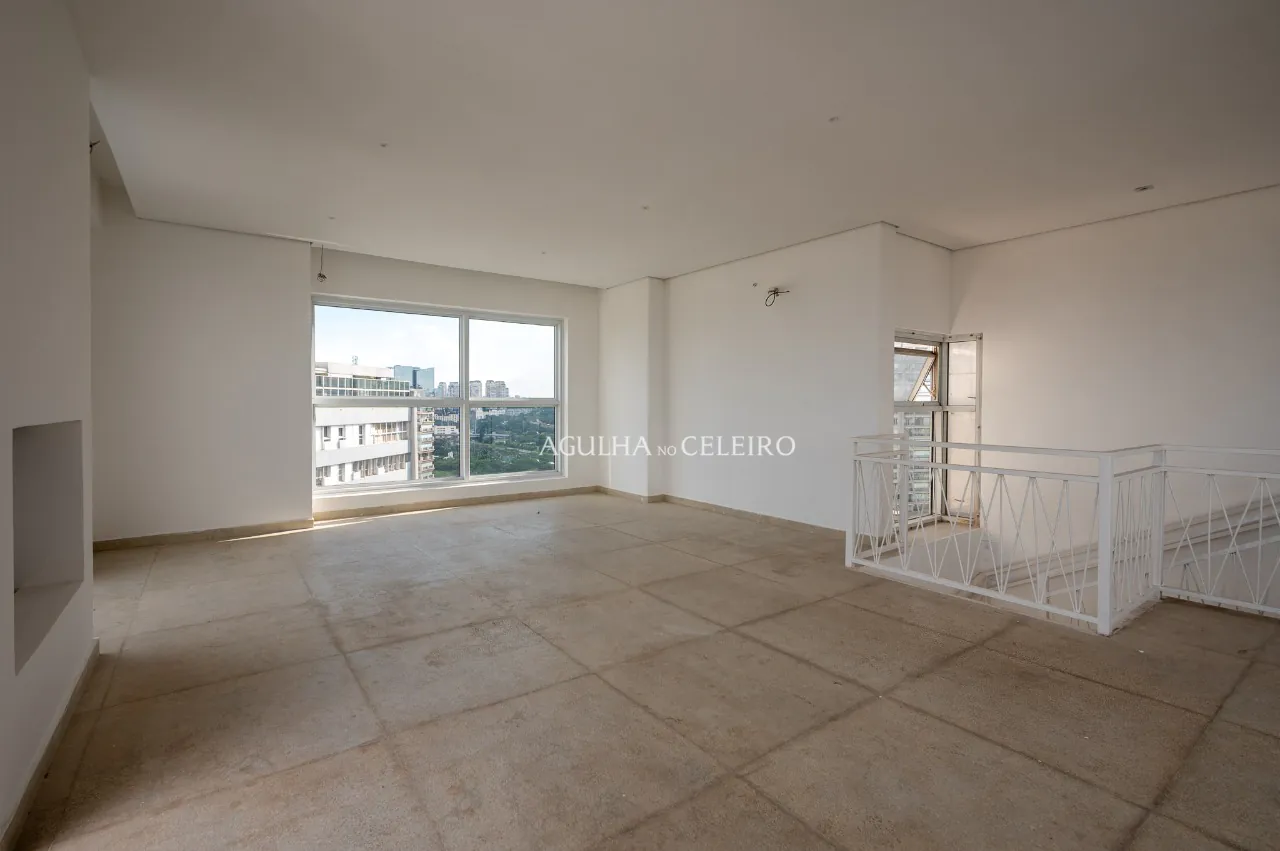 Cobertura espetacular com vista incrível à venda no Itaim Bibi. – 18646