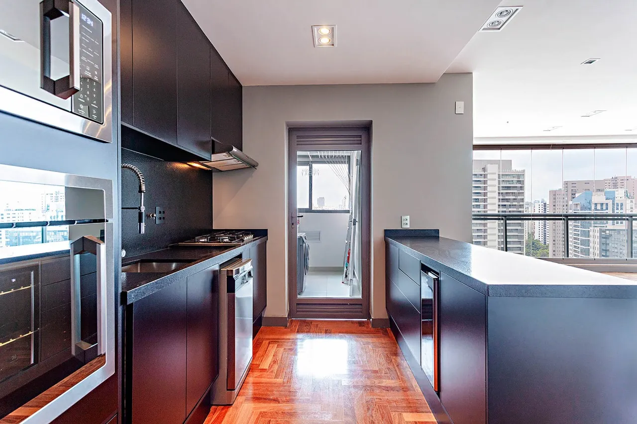 Apartamento à venda em excelente localização no Itaim. – 18703 - _MG_2459