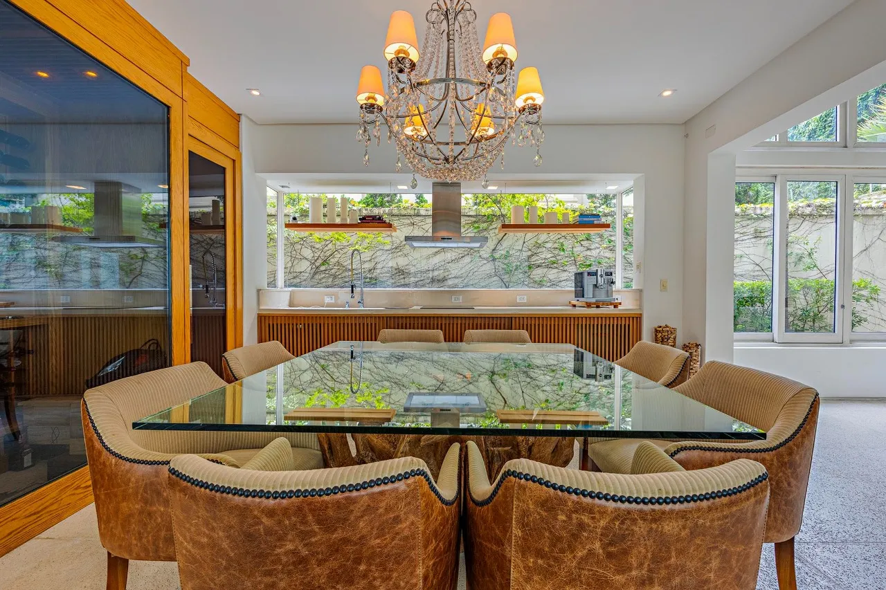 Casa de condomínio reformada à venda no Jardim Guedala. – 18767 - _RAF7990