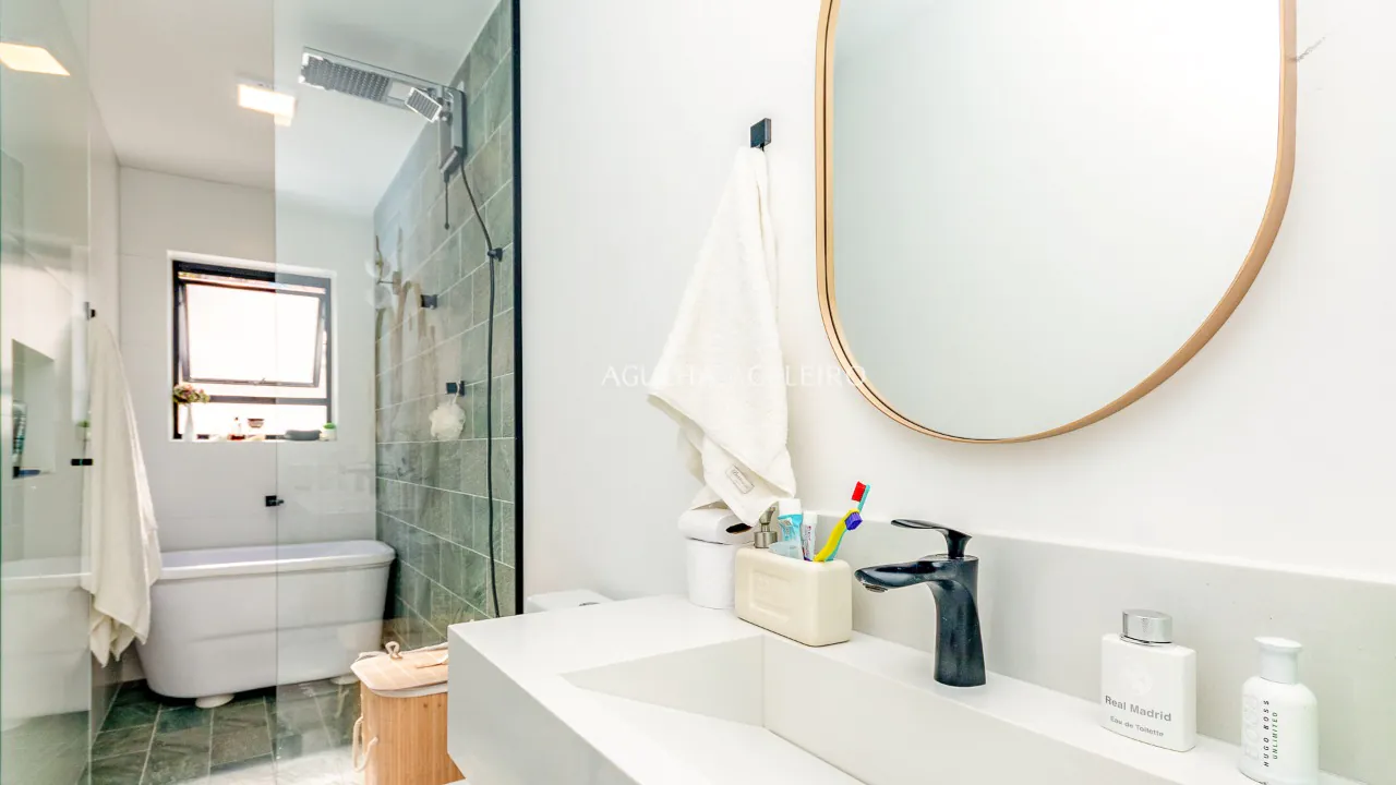 Casa charmosa com iluminação natural à venda no Brooklin. – 9453 - 24_7 Su_te Quarto1 (2)