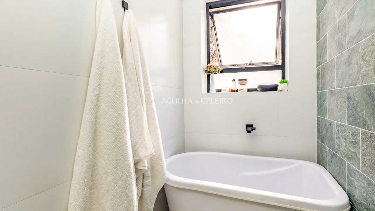 Casa charmosa com iluminação natural à venda no Brooklin. – 9453 - 26_7 Su_te Quarto1 (4)