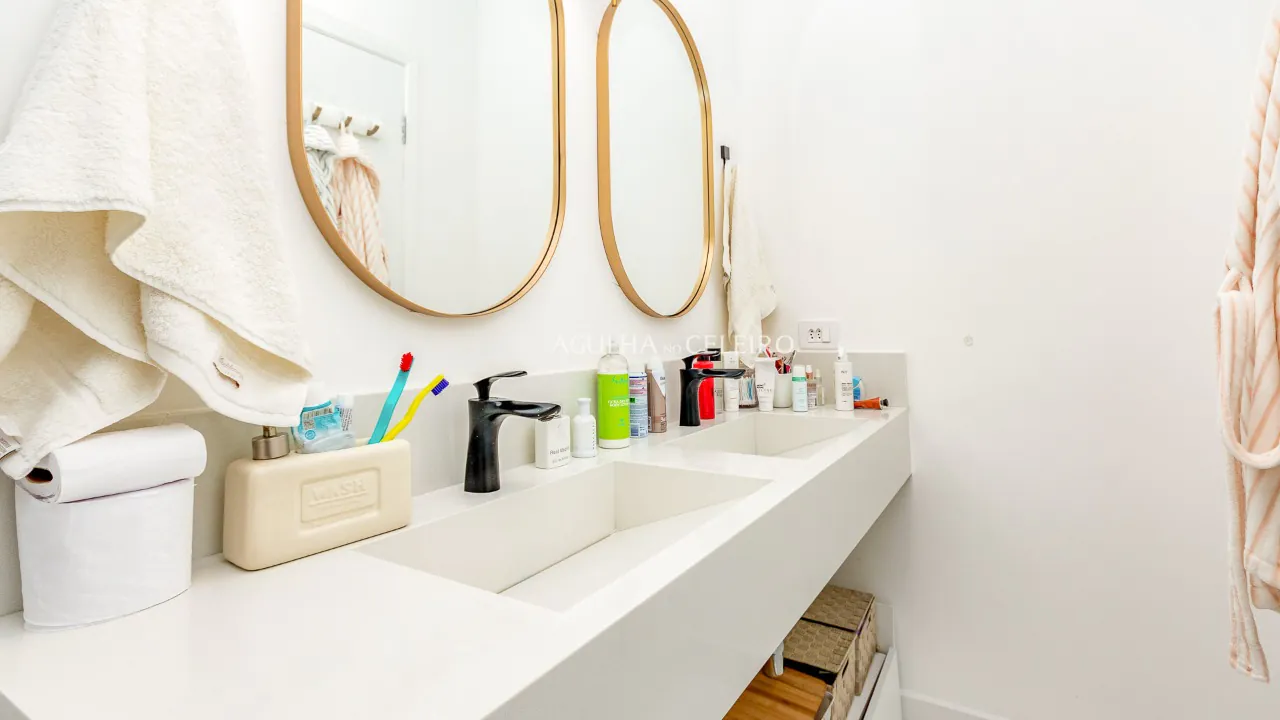 Casa charmosa com iluminação natural à venda no Brooklin. – 9453 - 27_7 Su_te Quarto1 (5)