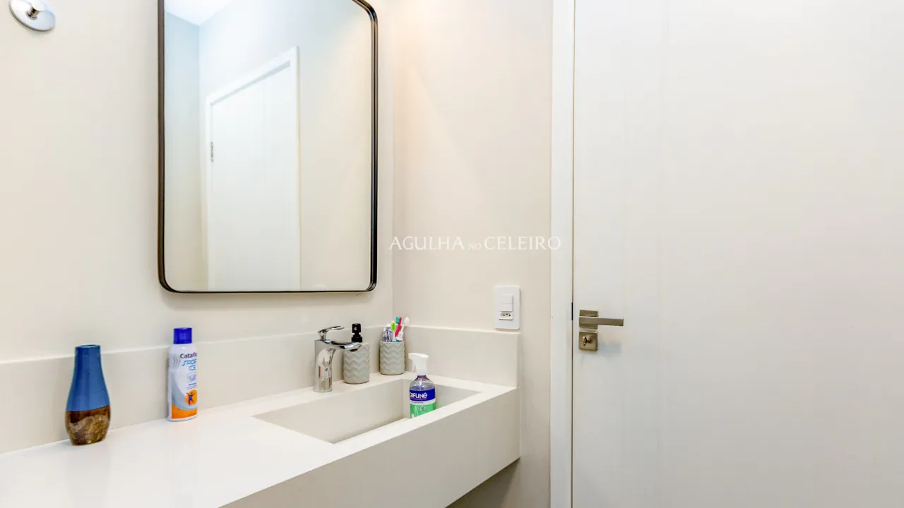 Casa charmosa com iluminação natural à venda no Brooklin. – 9453 - 31_9 Banheiro (1)