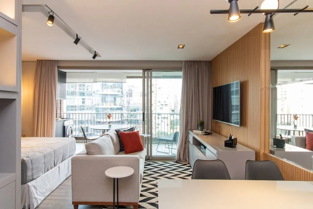 Venda/Itaim Bibi: novo, compacto e mobiliado – AP7840