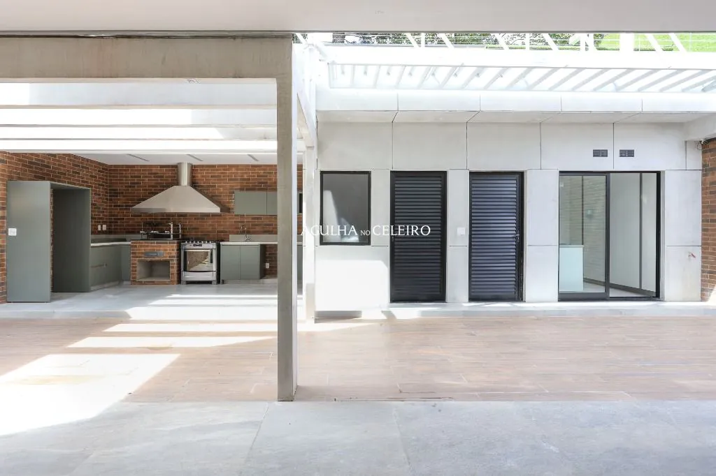 Residência Próxima ao Iguatemi e Clube Pinheiros – CA1002