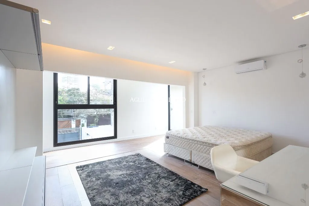 Residência Próxima ao Iguatemi e Clube Pinheiros – CA1002