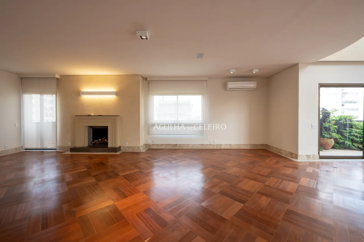 Cobertura duplex com excelente localização no Jardim América – CO0589