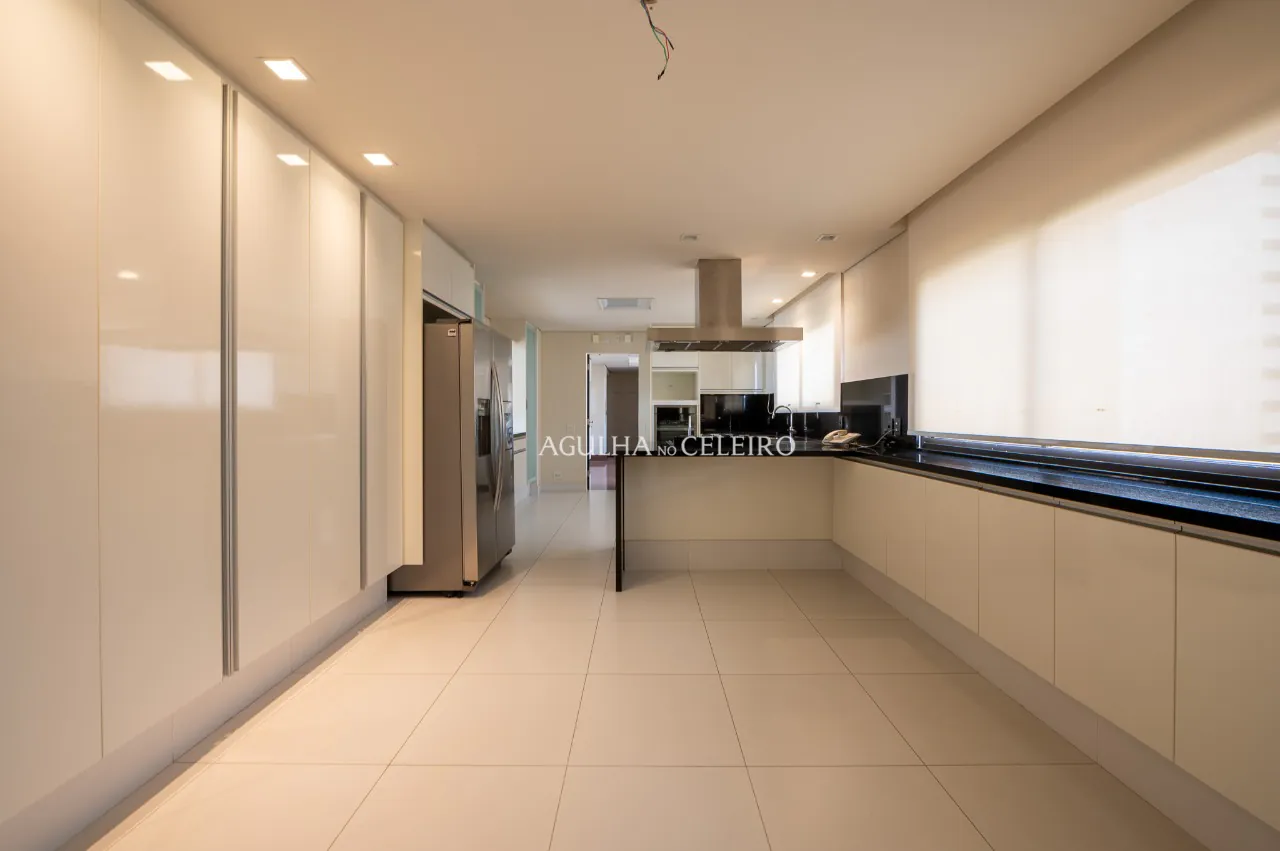 Cobertura duplex com excelente localização no Jardim América – CO0589