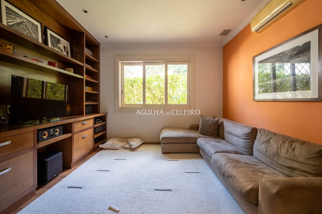 casa-com-lindo-jardim-a-venda-no-jardim-paulista-18769-5