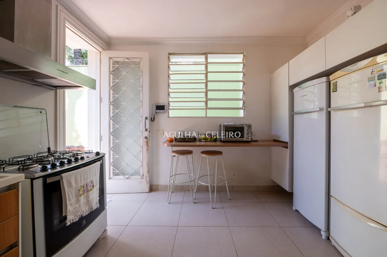 casa-com-lindo-jardim-a-venda-no-jardim-paulista-18769-6