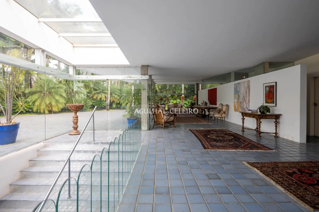 casa-espetacular-e-atemporal-com-projeto-dos-anos-90-do-visionario-arquiteto-sergio-bernardes-18639-2