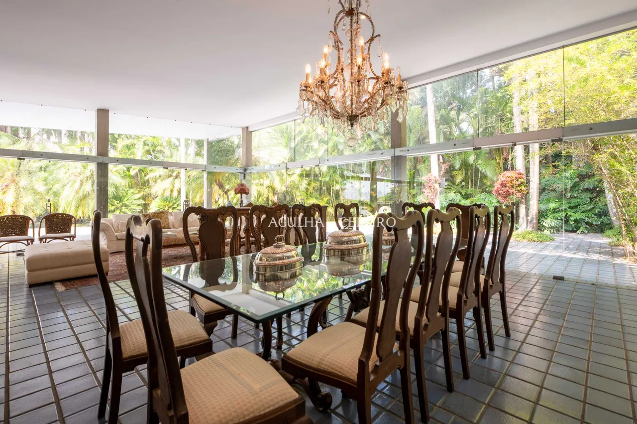 casa-espetacular-e-atemporal-com-projeto-dos-anos-90-do-visionario-arquiteto-sergio-bernardes-18639-5