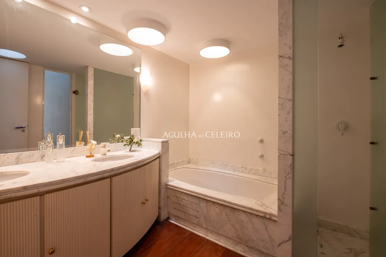 casa-espetacular-e-atemporal-com-projeto-dos-anos-90-do-visionario-arquiteto-sergio-bernardes-18639-7