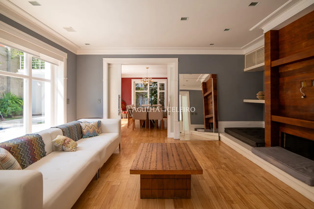 casa-no-miolo-do-jardim-guedala-18963-4