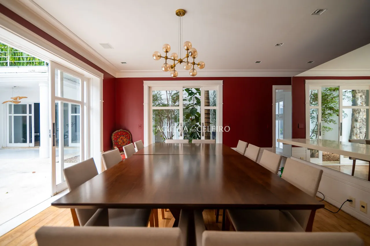 casa-no-miolo-do-jardim-guedala-18963-5