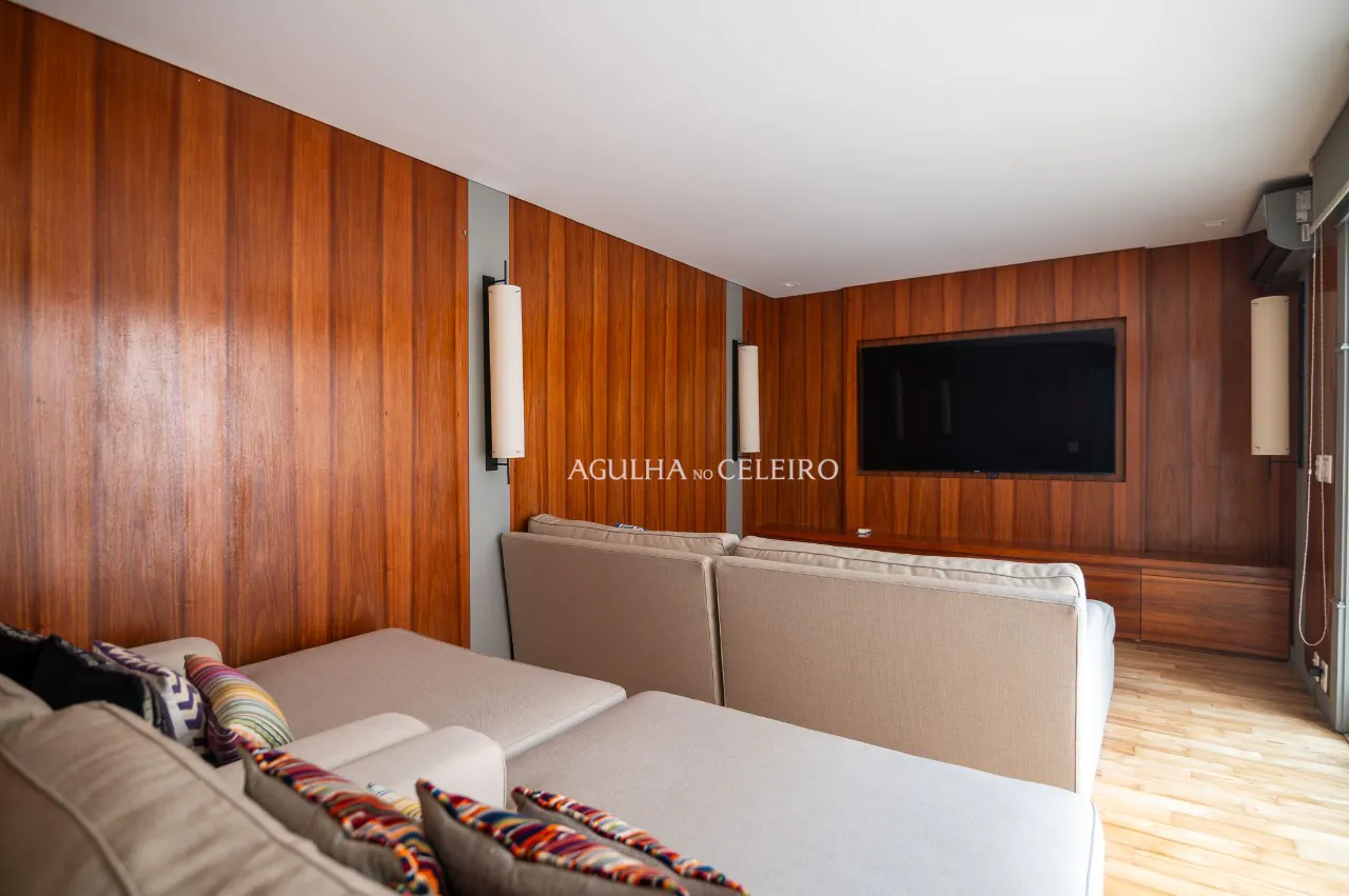 casa-no-miolo-do-jardim-guedala-18963-6