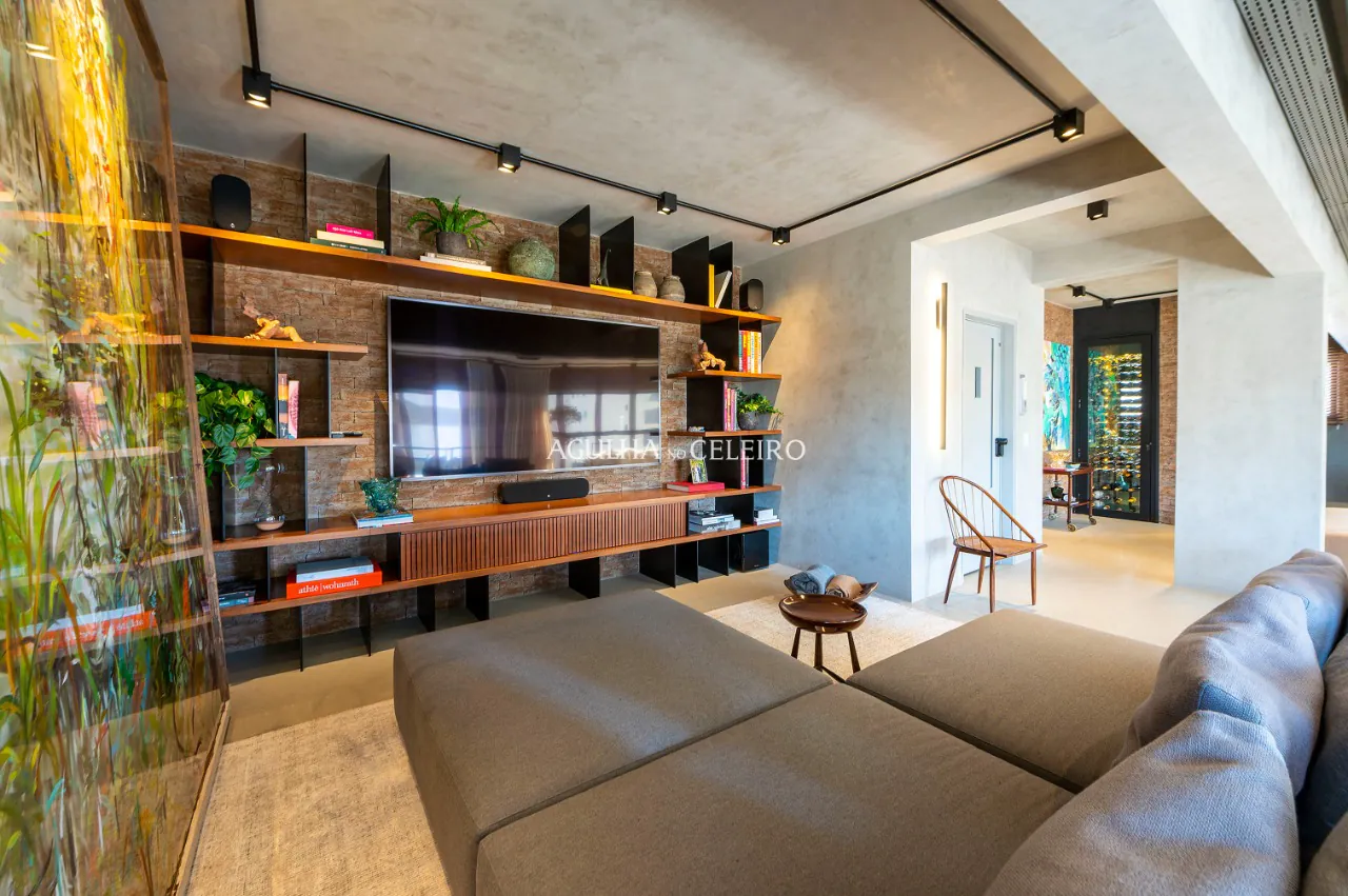 Apartamento espetacular à venda na Vila Nova Conceição, com reforma moderna e sofisticada. – 13664