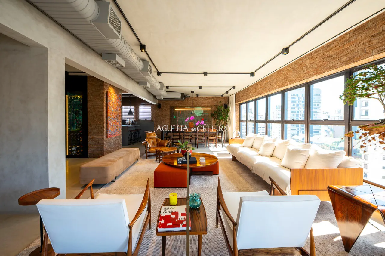 Apartamento espetacular à venda na Vila Nova Conceição, com reforma moderna e sofisticada. – 13664