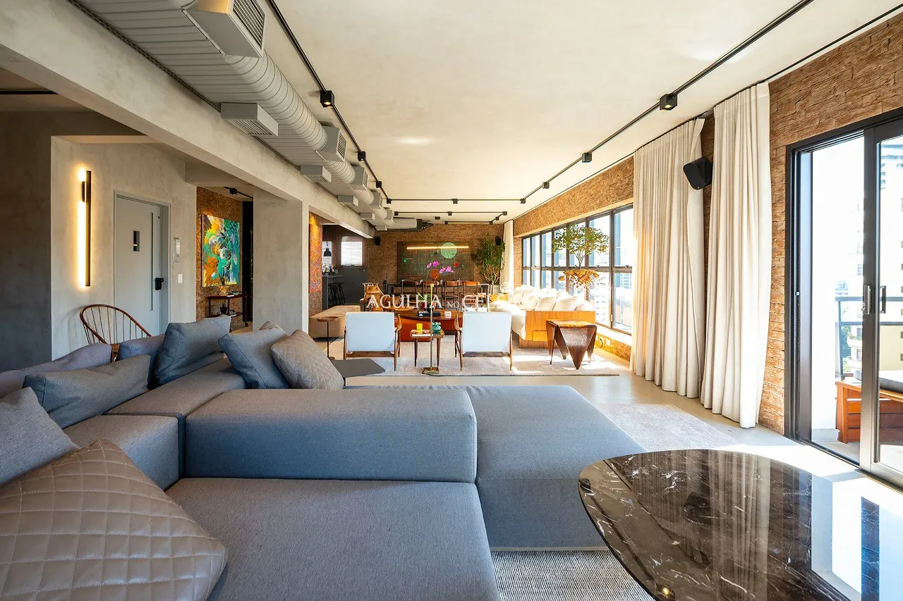 Apartamento espetacular à venda na Vila Nova Conceição, com reforma moderna e sofisticada. – 13664