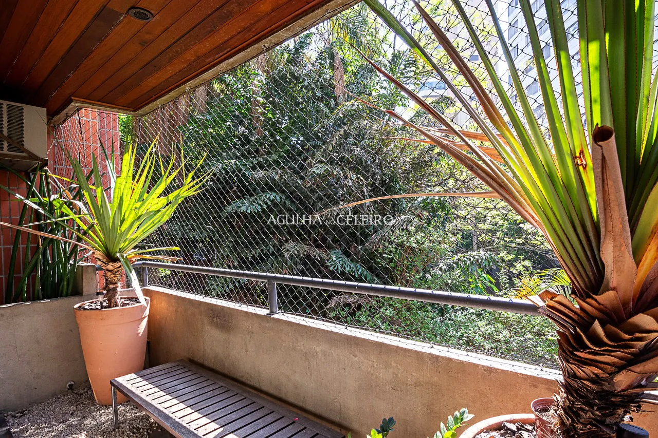 Apartamento em localização estratégica para venda em Moema. – 13808