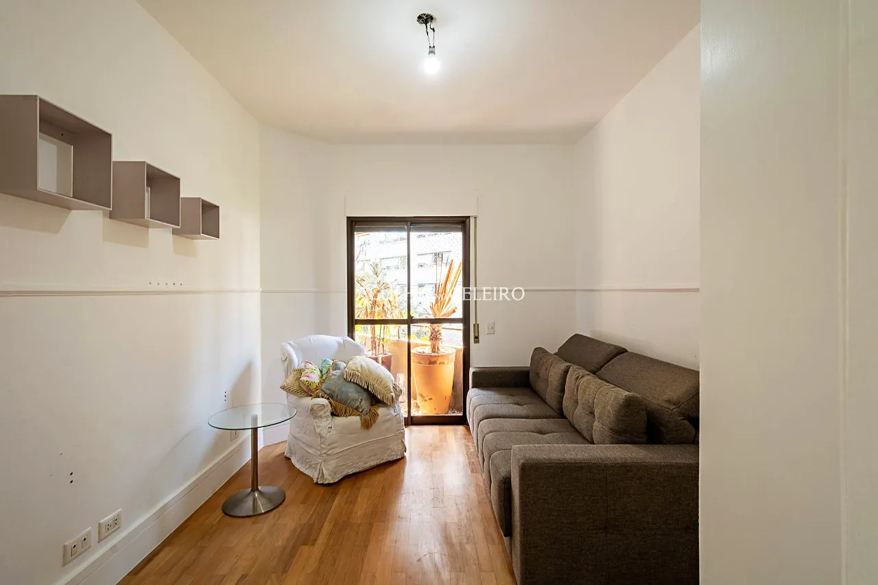 Apartamento em localização estratégica para venda em Moema. – 13808