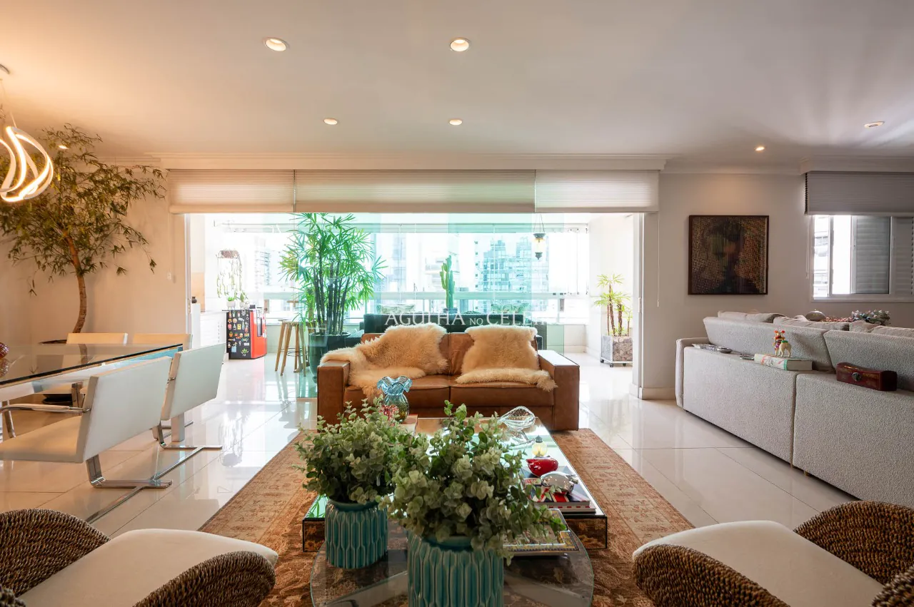 Apartamento à venda em condomínio clube cobiçado no Itaim – 18408