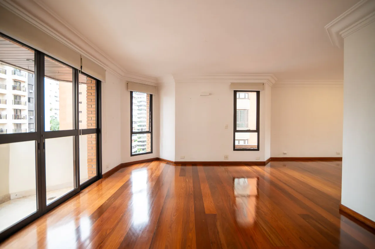 Lindo apartamento aconchegante localizado em rua tranquila. – 18415