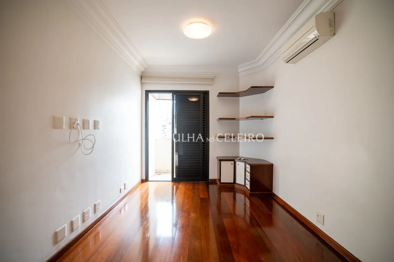 Lindo apartamento aconchegante localizado em rua tranquila. – 18415 - 24 copiar (1)