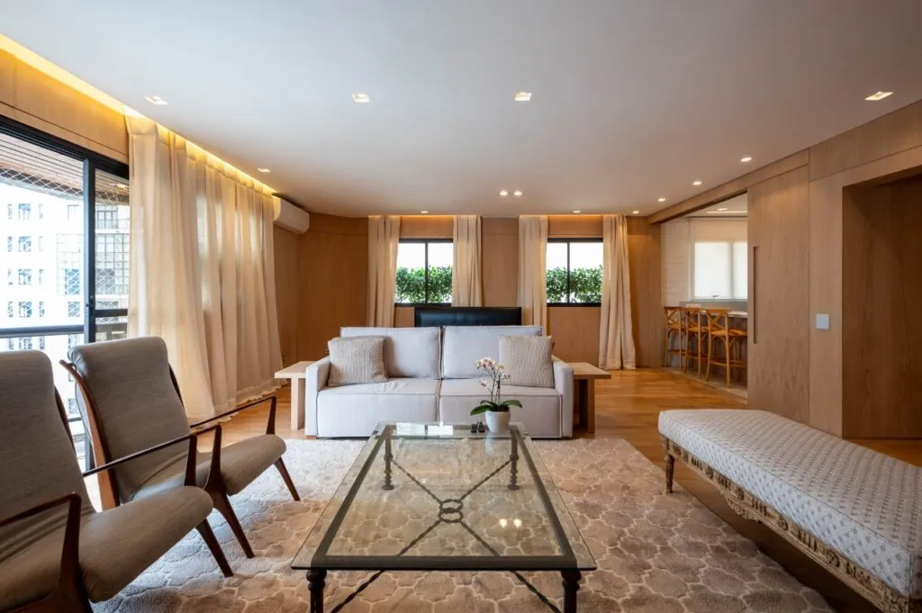 Apartamento bem localizado e reformado no Itaim – 18594