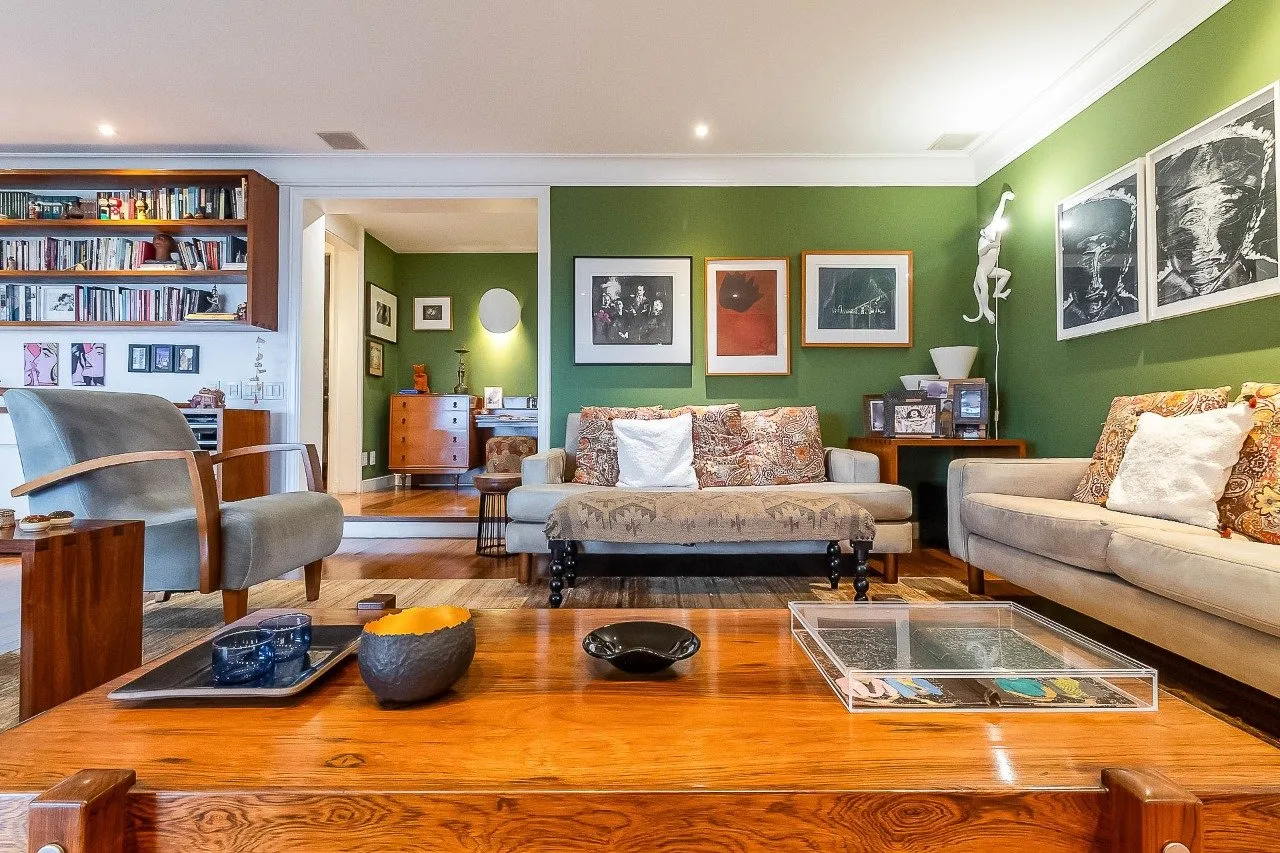 Apartamento amplo, para a família e com a melhor vista da cidade, no melhor da Vila Madalena. – 18796