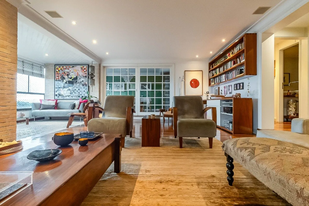 Apartamento amplo, para a família e com a melhor vista da cidade, no melhor da Vila Madalena. – 18796